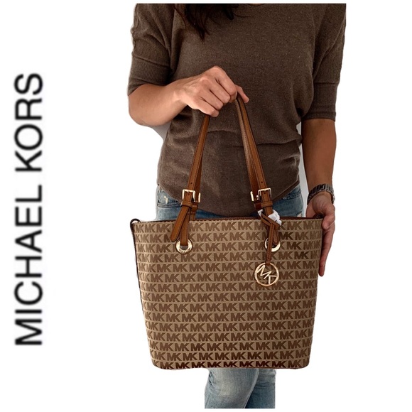 NWT authentic MK signature monogram tote brown - Picture 2 of 6